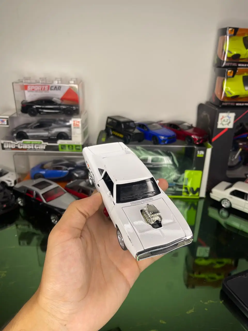 Dodge Premium Licensed Diecast Model Car – Heavy Weight Metal Body - Image 5